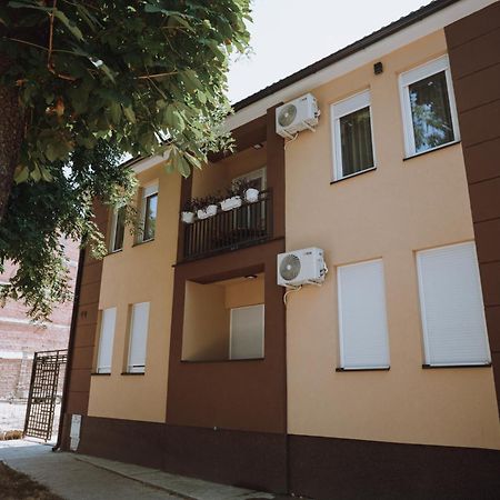 Apartman K29 Sombor Eksteriør bilde